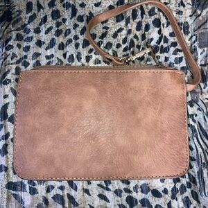 Elegant Tan Leather Clutch